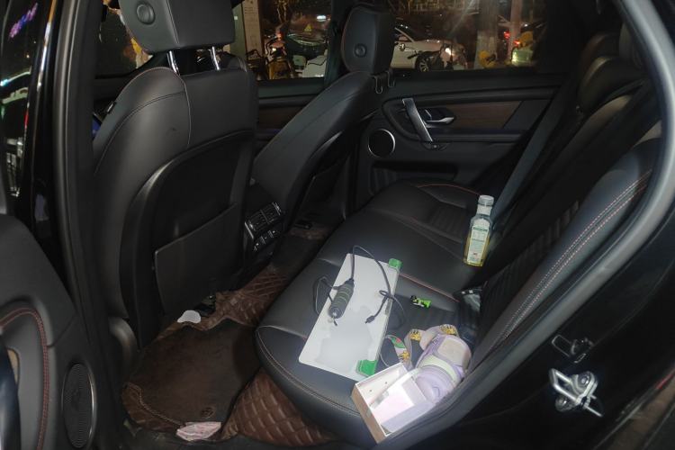 Used Land Rover Discovery Sport 2023 249 PS R-Dynamic S Performance Edition Left Rear Seat