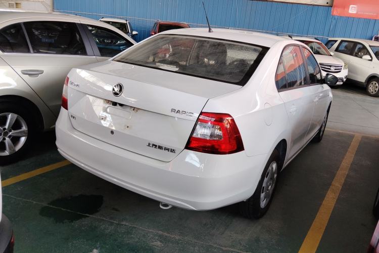 Used Skoda Rapid 2016 1.6L Automatic Front-Wheel Drive Model