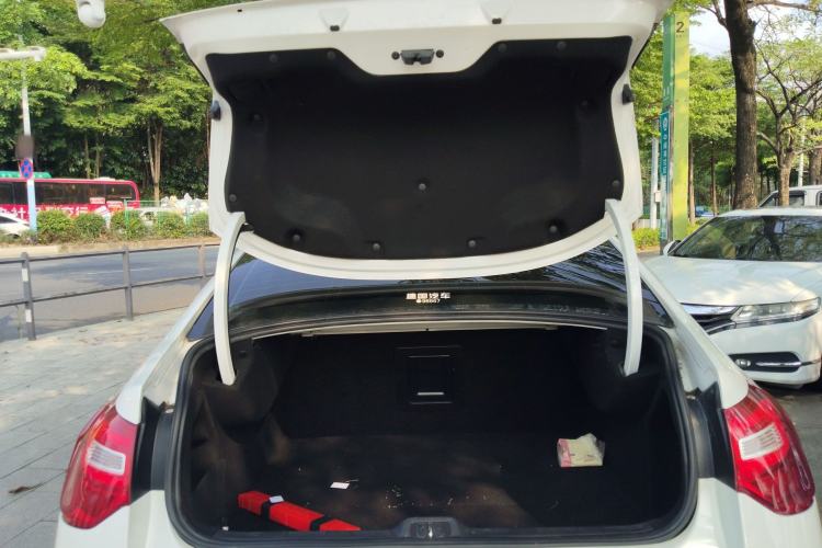 Used Citroen C5 2014 1.6T Automatic Luxury Model