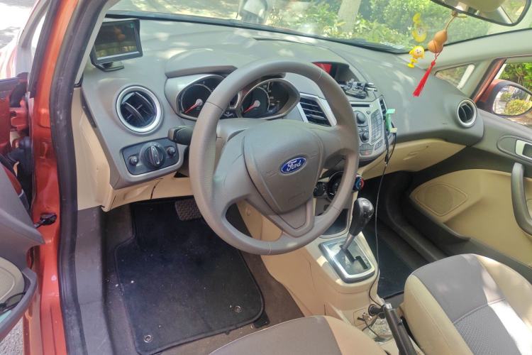 Used Ford Fiesta 2011 Hatchback 1.5L Automatic Fashion Edition