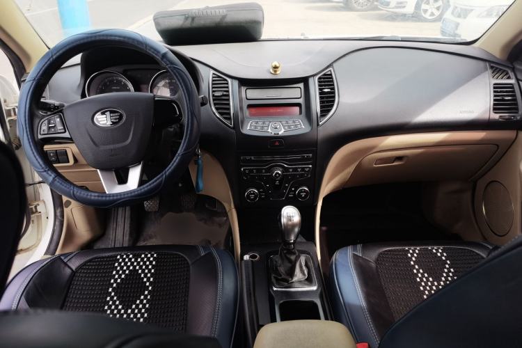 Used Bestune B50 2013 1.6L manual Comfort trim level