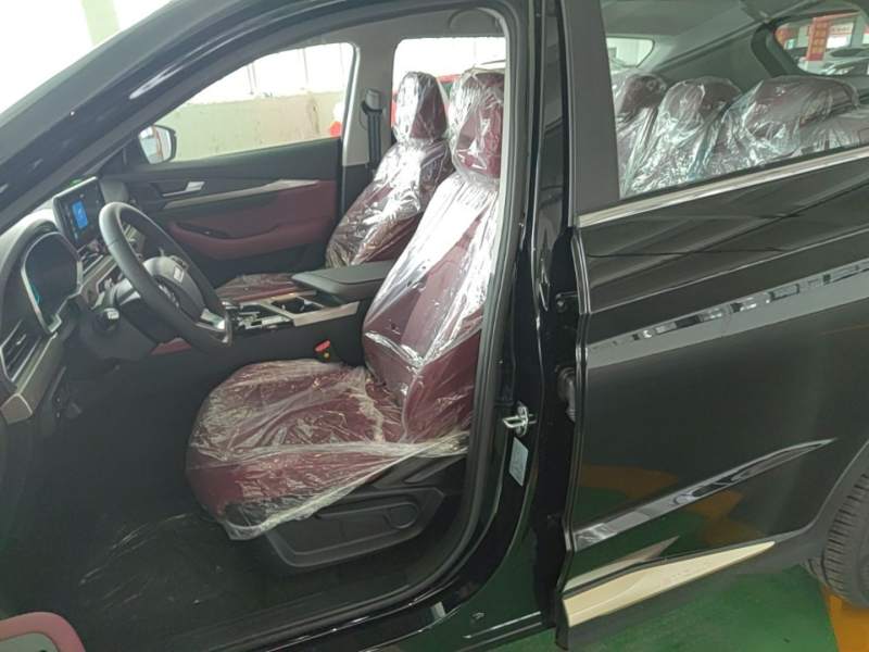 Used JETOUR X70 2026 Model 1.5T DCT Overdrive PRO 5-seater — 14