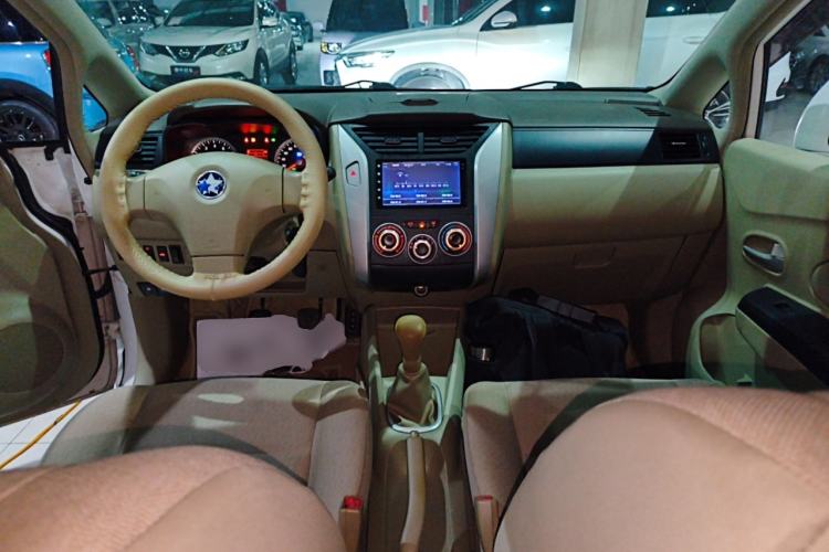 Used Venucia D50 2014 1.6L Manual Splendid Edition