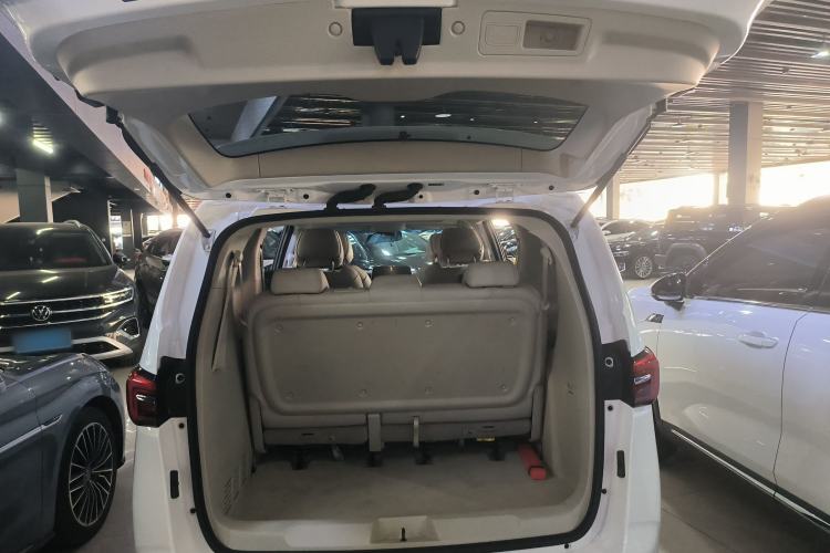 Used Buick GL8 2022 Land Business Class 652T Luxury Model