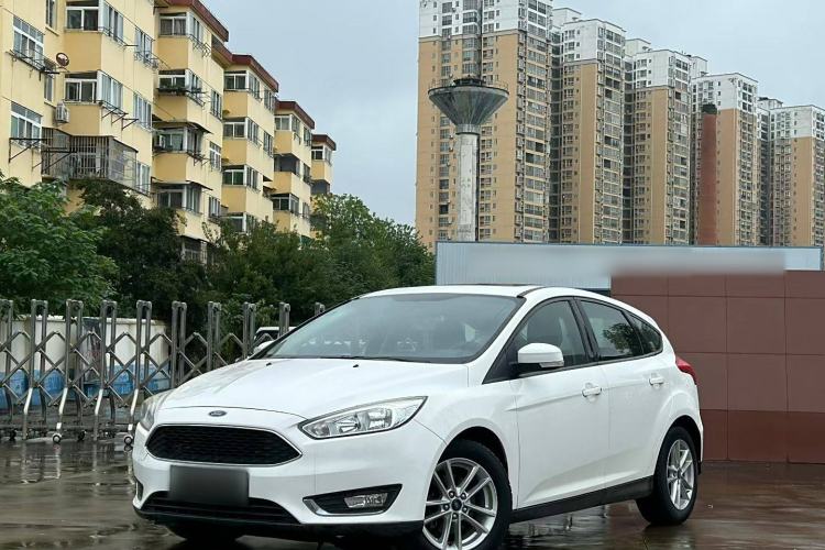 Used Ford Focus 2017 Hatchback 1.6L Automatic Fashion Edition Smart Drive Version
