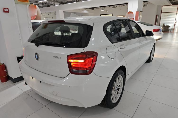 Used BMW 1 Series 2013 Facelifted 118i Leading Edition Rear Right 45 Deg