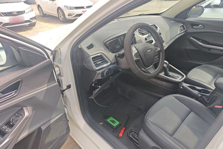 Used Ford Escort 2017 Happiness Edition 1.5L Automatic Fashion Version