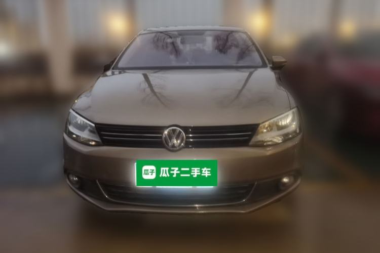 Used Volkswagen Sagitar 2014 1.6L Manual Comfort Model
