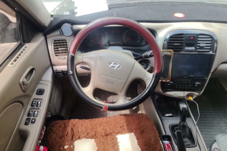 Used Hyundai MoInca 2009 1.8L Manual Comfort Edition GL Steering Wheel