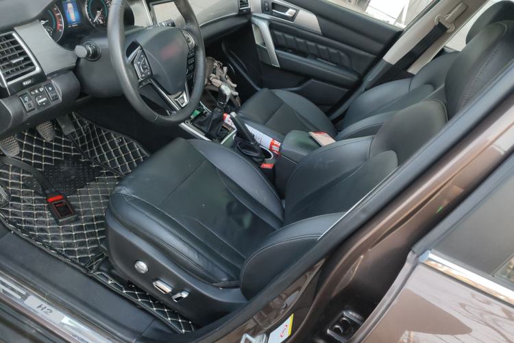 Used Haval H2 2014 1.5T Manual Two-Wheel Drive Prestige Edition
