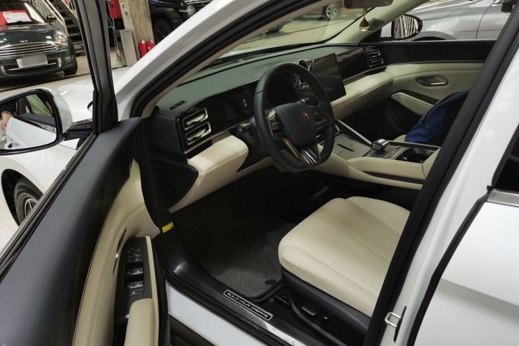 Used BYD Qin L 2024 DM-i 80KM Beyond Model Driver Seat