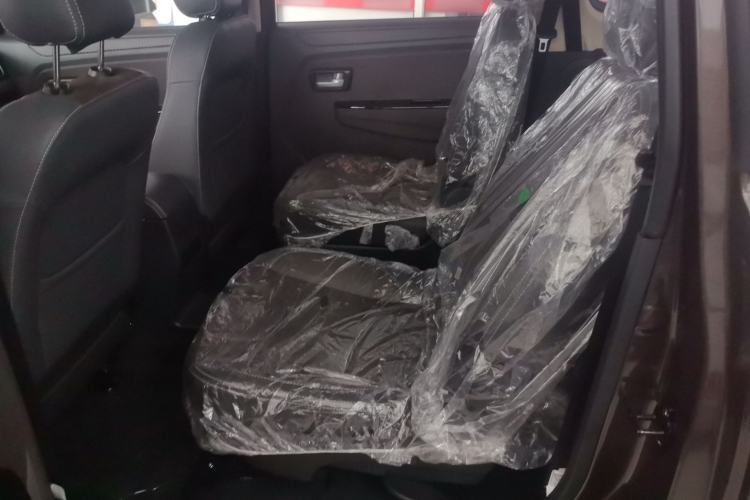 Used Dongfeng Fengon 330 2023 1.5L 330S Manual Comfort Version China VI Standard
