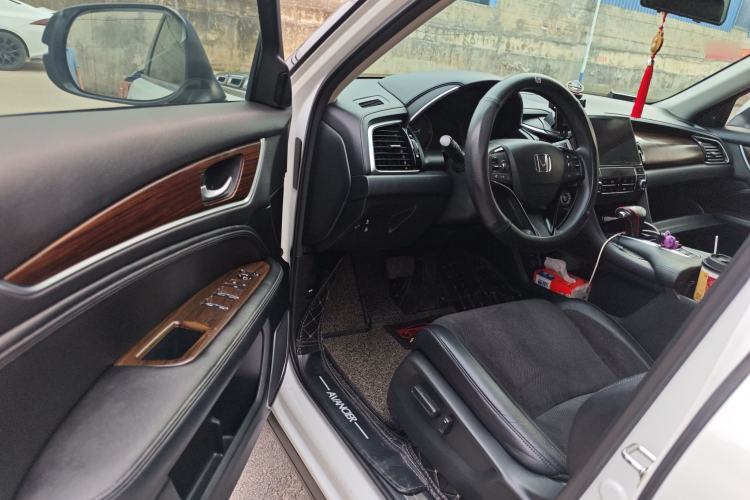 Used Honda Avancier 2017 240TURBO Two-Wheel Drive Elite Edition
