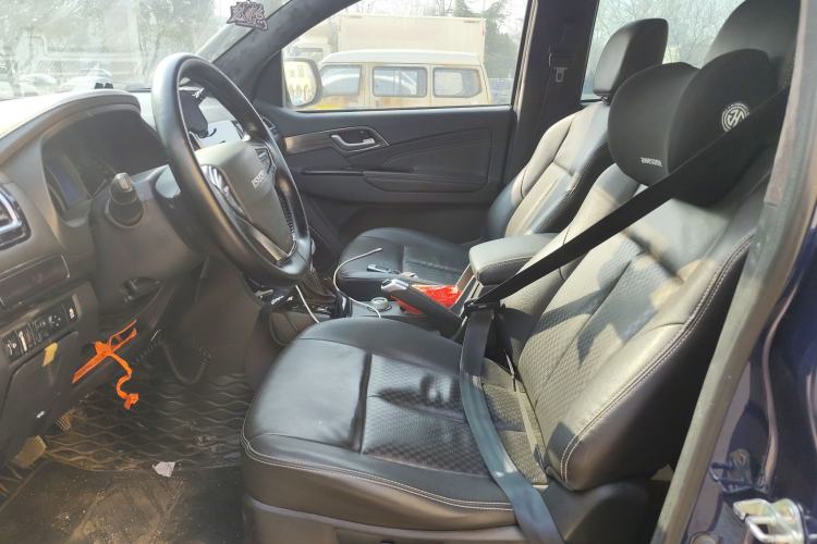 Used Isuzu D-MAX 2019 3.0T Four-Wheel Drive Automatic Ultra-Luxury Version 4JJ1-TC HI
