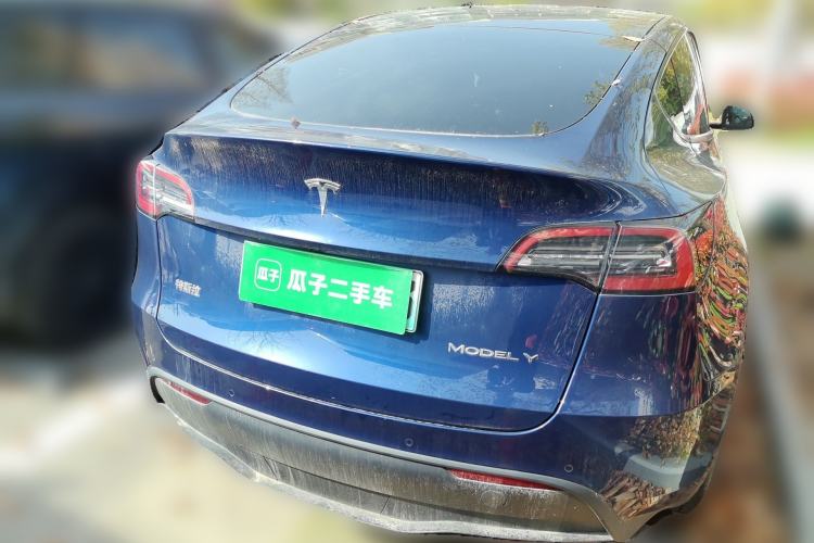 Used Tesla Model Y 2021 Long-Range All-Wheel-Drive Version