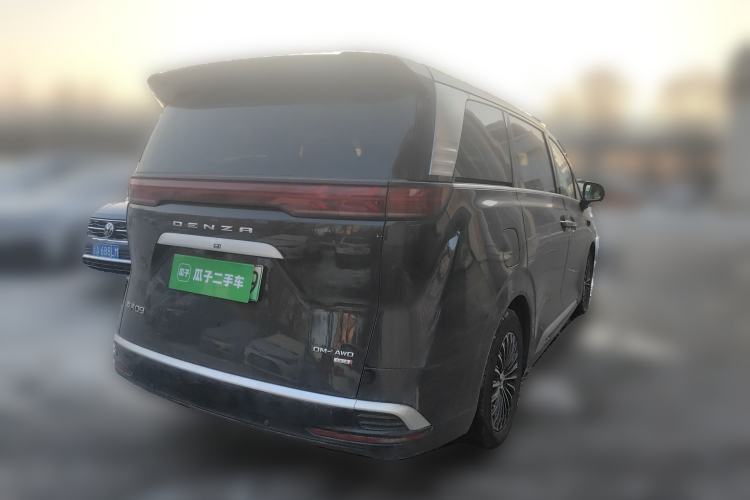 Used Denza D9 2025 DM-i Smart Drive 1020 Four-Wheel Drive Deluxe Model