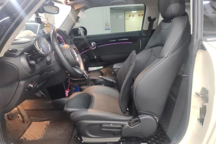 Used MINI 2023 1.5T COOPER Artist Left Front Seat