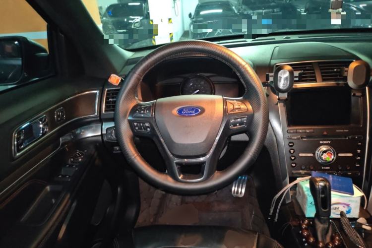 Used Ford Explorer 2016 3.5T Sport Edition Steering Wheel