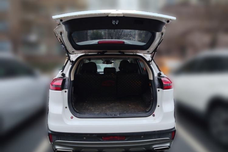 Used Geely Auto Emgrand X7 Sport 2018 1.8TD Automatic Two-Wheel Drive Smart 4G Connected Version