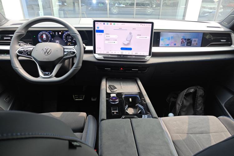 Used Volkswagen Teramont 2025 Tiguan Pro 450TSI Four-Wheel Drive Summit Edition