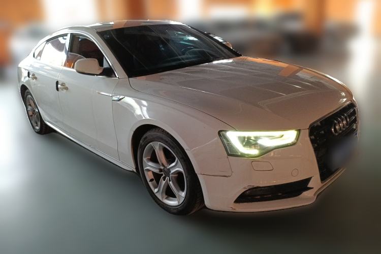 Used Audi A5 2013 Sportback 40 TFSI Front Right 45 Deg