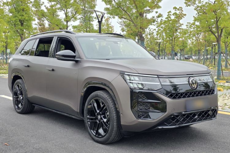 Used Volkswagen Teramont 2025 Tiguan Pro 450TSI Four-Wheel Drive Summit Edition
