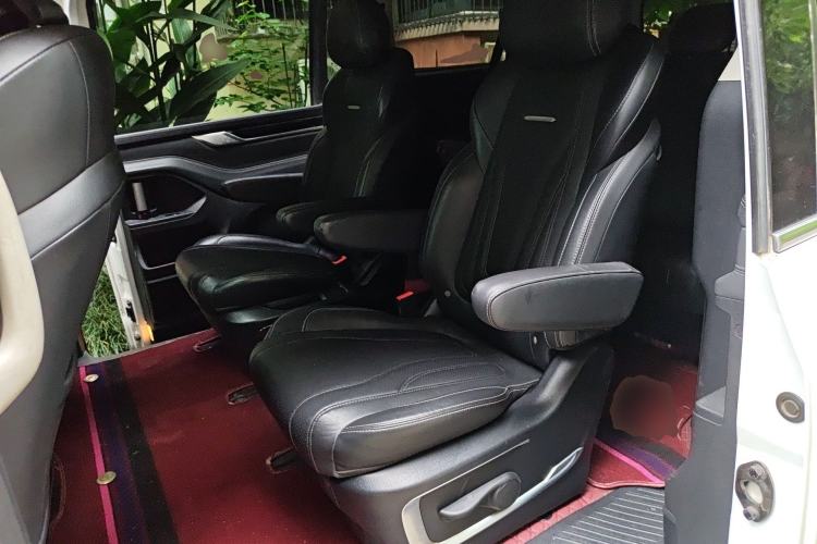 Used SAIC MAXUS G20 2021 Facelifted PLUS 2.0T Diesel Automatic Luxury Edition Left Rear Seat