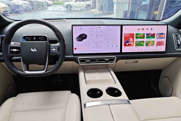 Used Li Auto L8 2025 Pro Smart Refresh Edition
