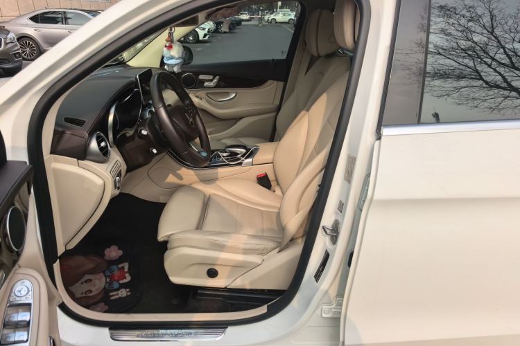 Used Mercedes-Benz GLC 2017 GLC 260 4MATIC Dynamic Edition
