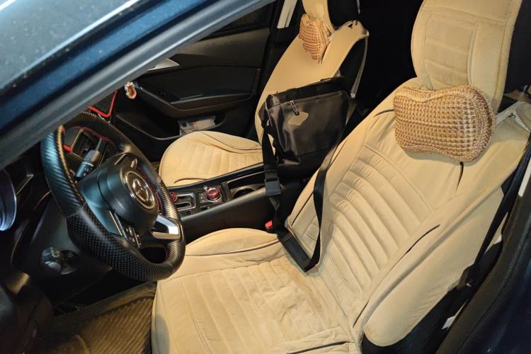 Used Mazda 3 Axela 2017 Sedan 1.5L Automatic Luxury Model Emission Standard China V Left Front Seat