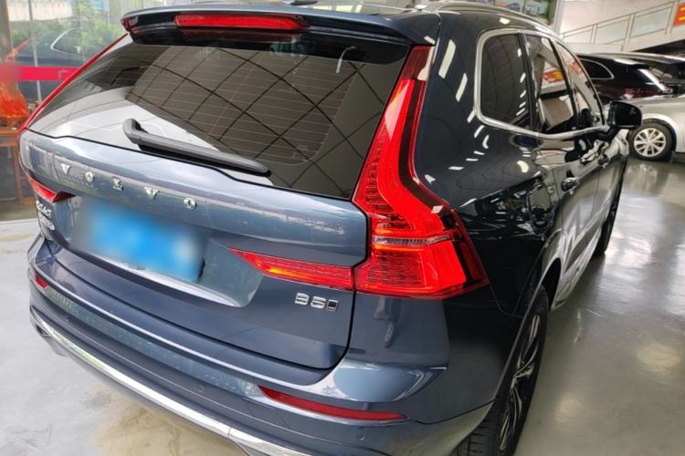 Used Volvo XC60 2025 B5 4x4 Smart Luxury Edition Rear Right 45 Deg