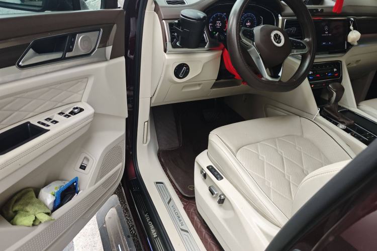 Used Volkswagen Viloran 2020 380TSI Prestige Edition
