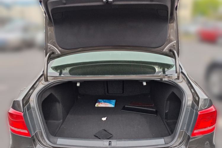 Used Volkswagen Magotan 2015 Revised Version 2.0 TSI Luxury Edition