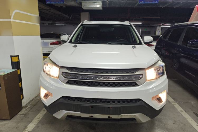 Used CHANGAN CS75 2014 2.0L Manual Luxury Version China IV Standard