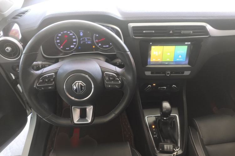 Used MG ZS 2017 1.5L Automatic Elite Edition Center Console