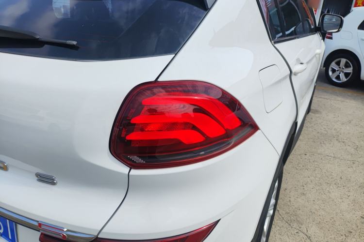 Used Qoros 5 2018 Revised Version 1.6T Automatic Leading Edition Exterior 3