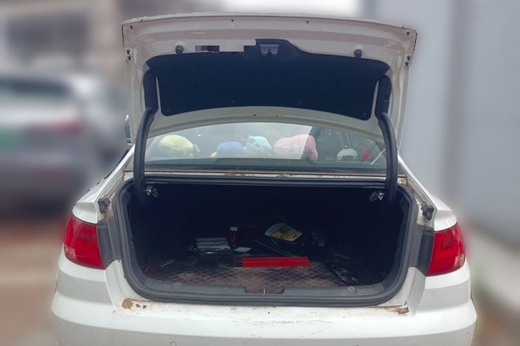 Used Geely Auto Emgrand GL 2017 1.8L Manual Elite Model Trunk