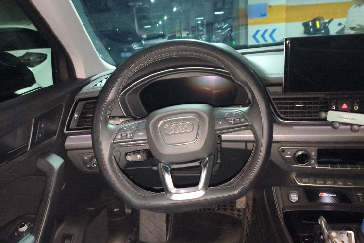 Used Audi Q5L 2022 40T Luxury Dynamic Model