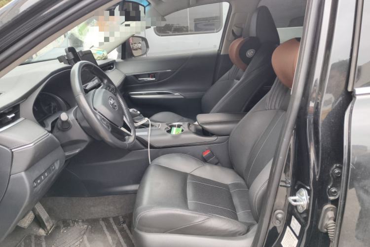 Used Toyota Harrier 2023 2.0L CVT Two-Wheel Drive Deluxe Edition