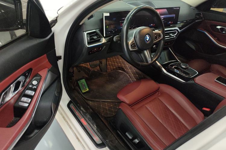 Used BMW i3 2022 eDrive 35 L
