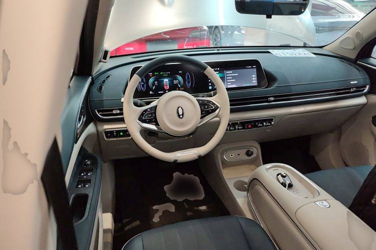 Used ORA Good Cat 2023 401 km Standard Range Premium Version Lithium Iron Phosphate
