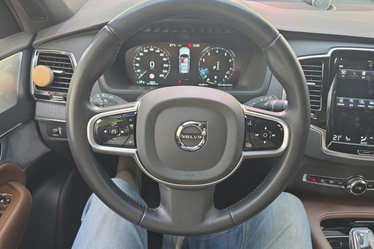Used Volvo XC90 2022 B6 Zhiya Luxury 7-Seater Steering Wheel