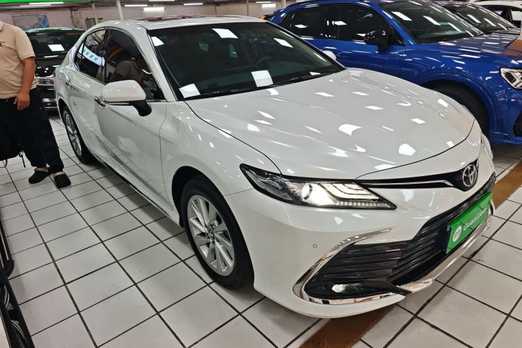 Used Toyota Camry 2023 2.0G Luxury Edition
