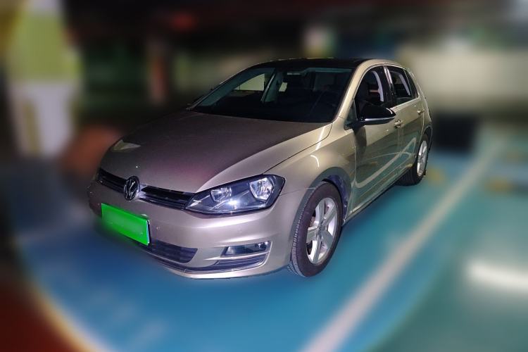 Used Volkswagen Golf 2017 1.6L Automatic Comfort Million-Vehicle Anniversary Edition