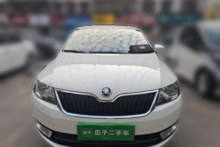 Used Skoda Rapid Spaceback 2016 1.6L Automatic Chuanxing Edition Front