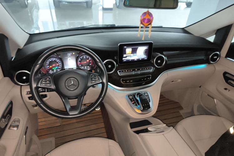 Used Mercedes-Benz V-Class 2018 V 260 L Prestige Extended Version China VI