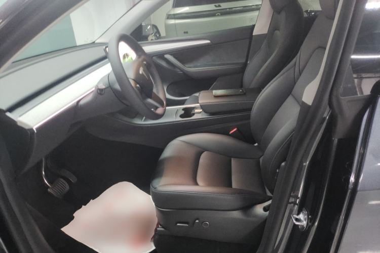 Used Tesla Model Y 2024 Rear-Wheel-Drive Version
