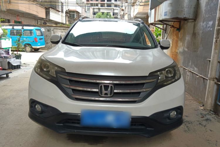 Used Honda CR-V 2013 2.4L two-wheel drive luxury version Front
