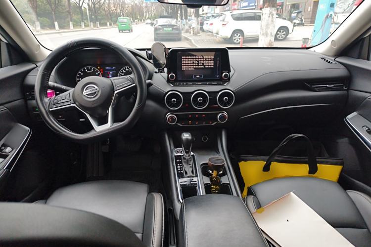 Used Nissan Sylphy 2020 1.6L XL CVT Enjoyment Edition Center Console