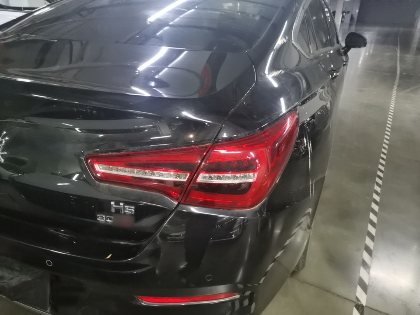 Hongqi H5 2022 Classic Model Facelift 1.5T DCT Qiyun Edition — снимка 9